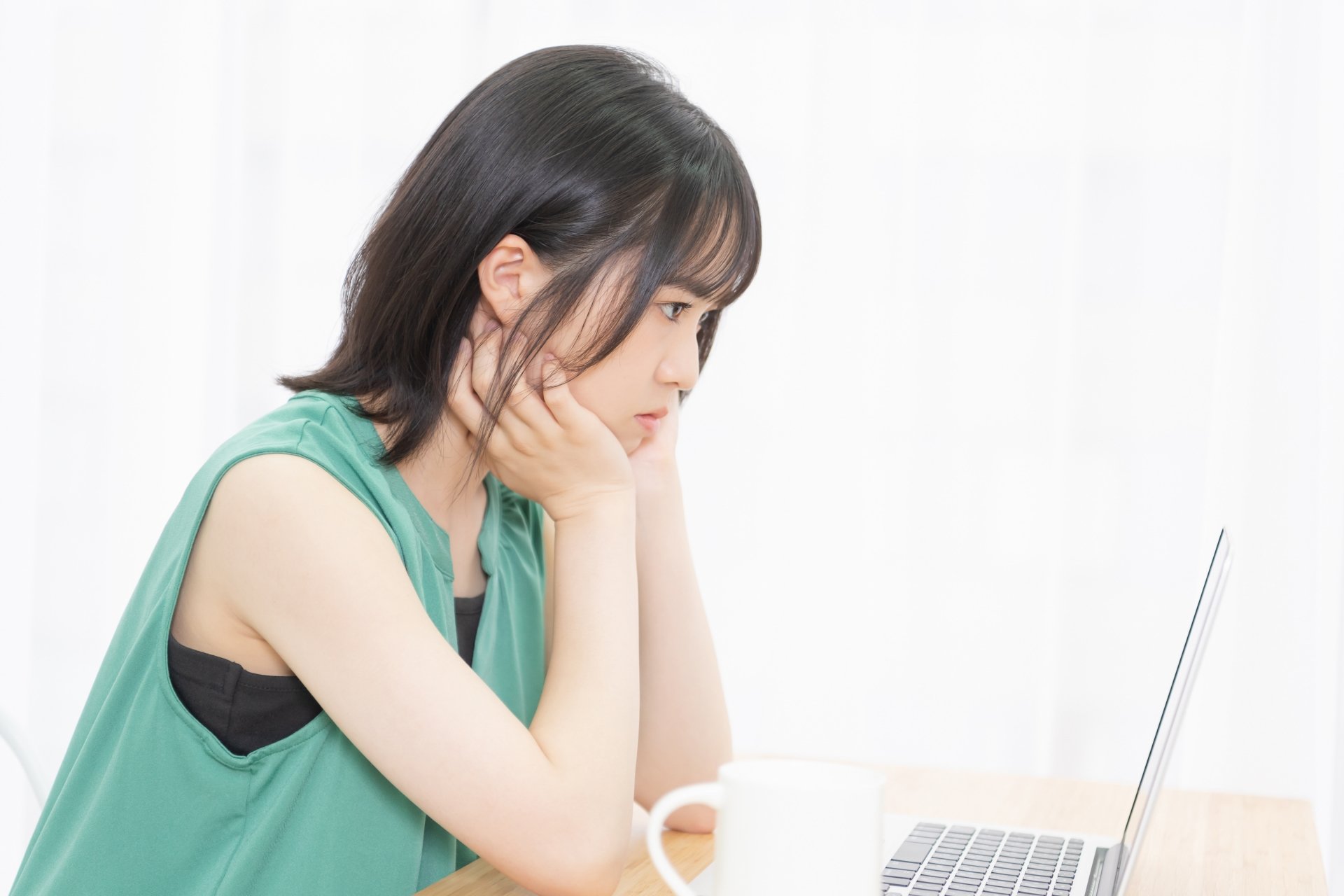 求人募集を見ても引っかかりがあり、納得できない葬祭ディレクター資格持ちの20代女性