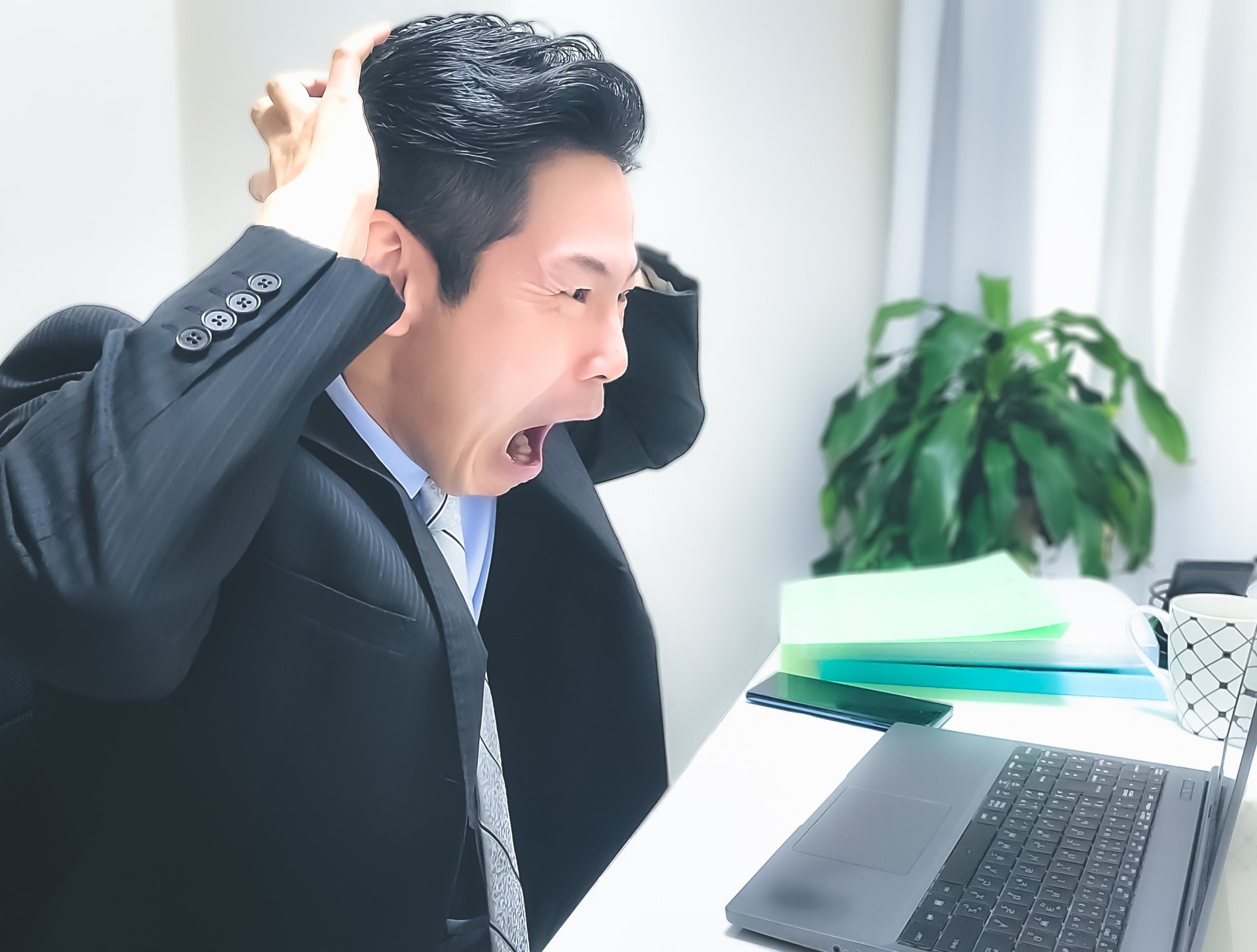 業者に依頼したが効果が見込めず怒りと焦りに駆られる互助会役員イメージ