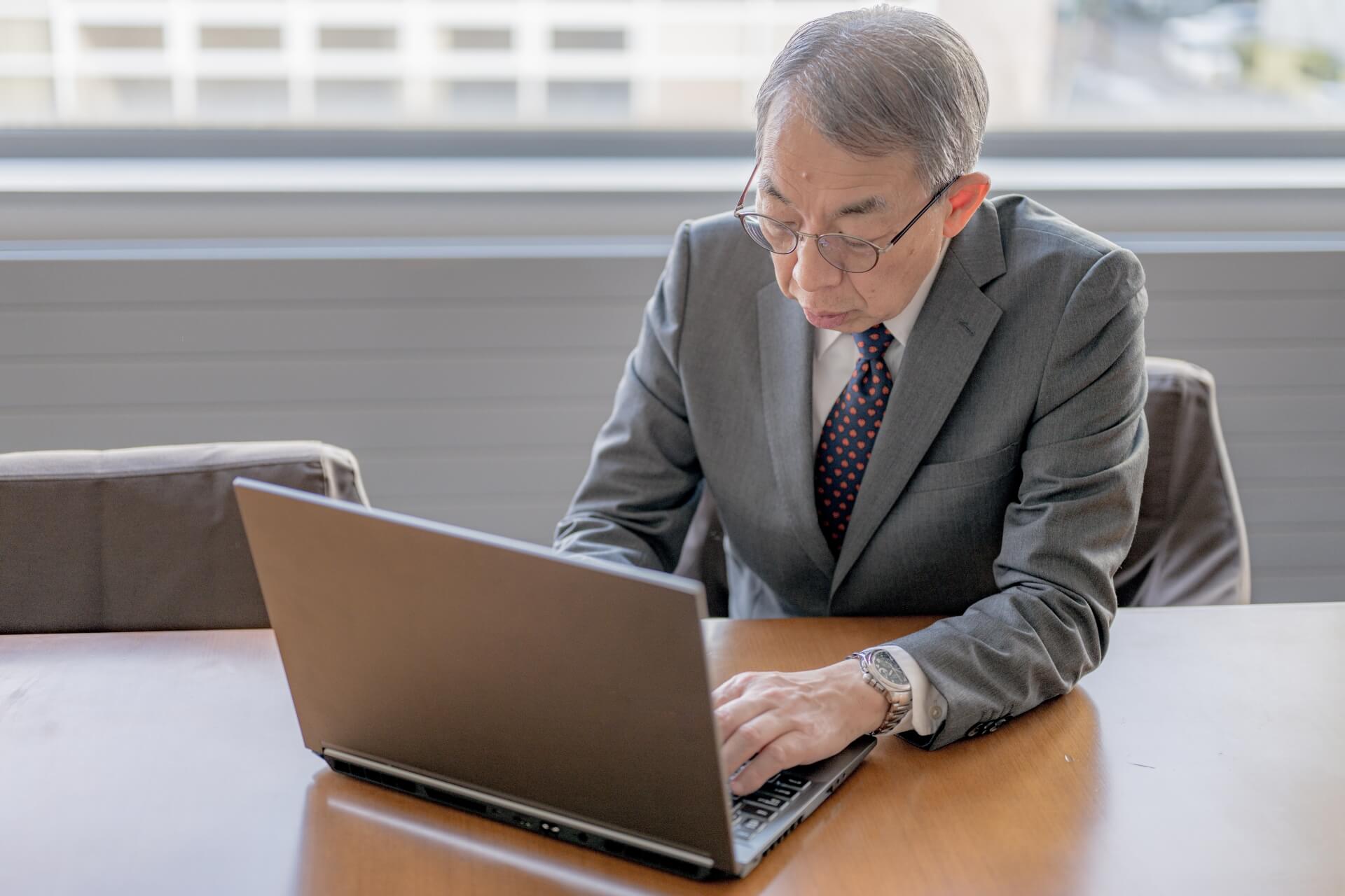 新しい働き方を検討している葬儀社幹部