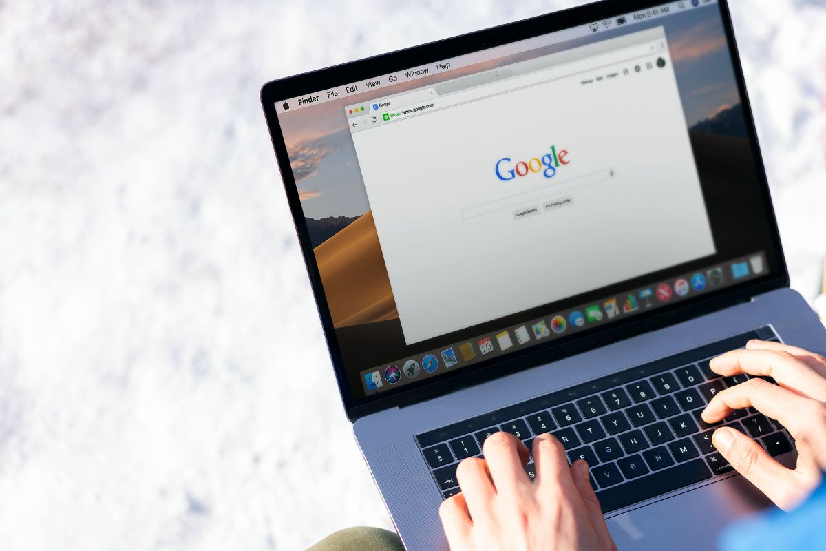 葬儀業 エンゲージメント施策 社員向け：社内ポータルと社報活用法