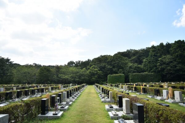 大規模霊園