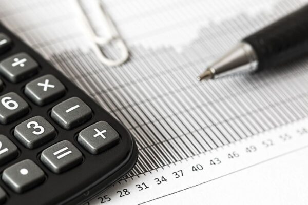 葬儀社専門派遣会社まとめ 料金相場