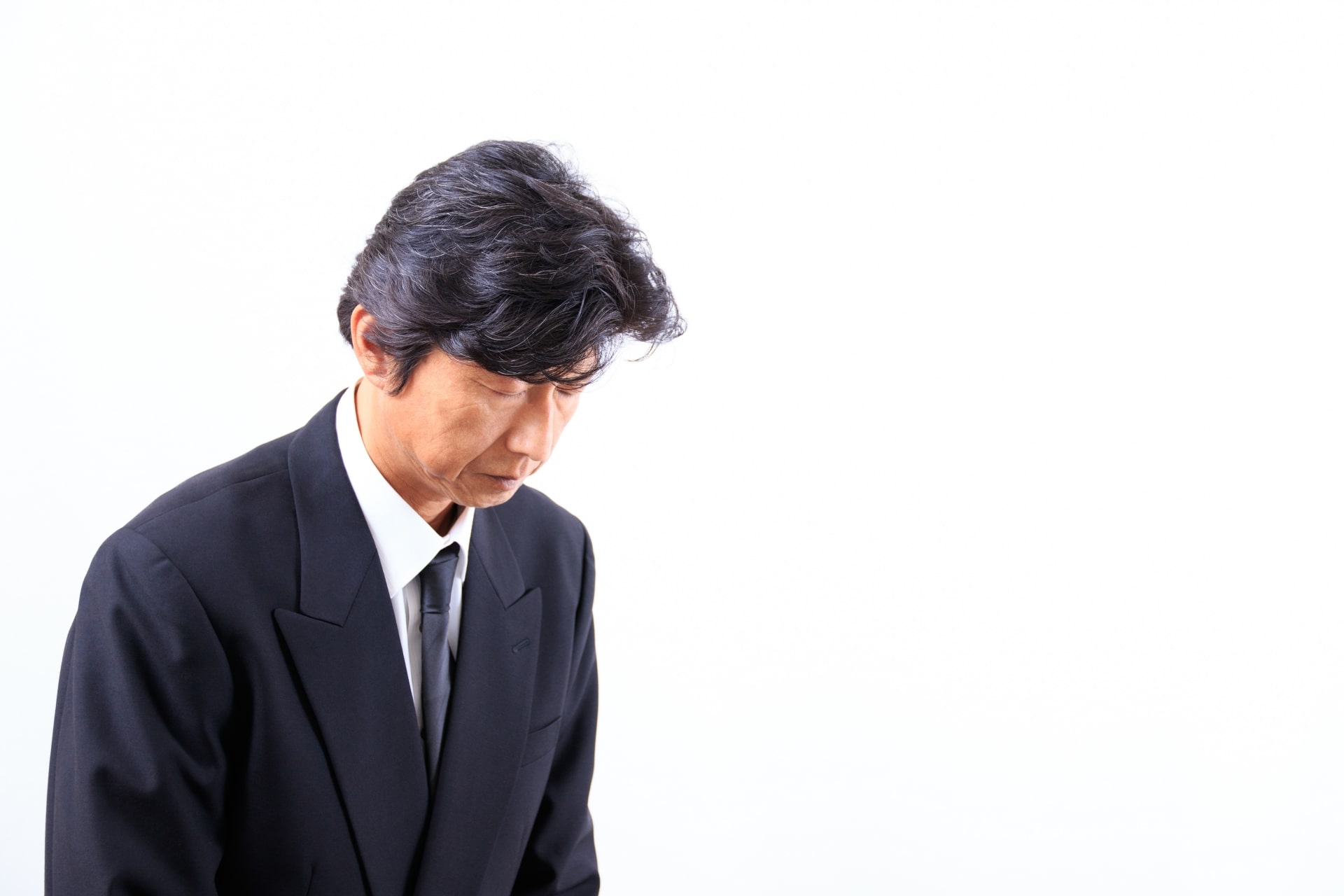 感情的なお客様への初期対応を強化する葬儀業 人材研修