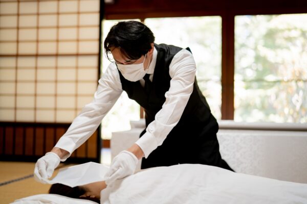 葬儀社が取り組むべき6つのコロナ対策 | 安心で健全な経営のために〜