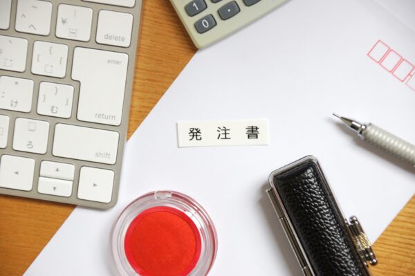 葬儀で使用する供花のFAX発注書（注文書）で記載すべき項目を解説