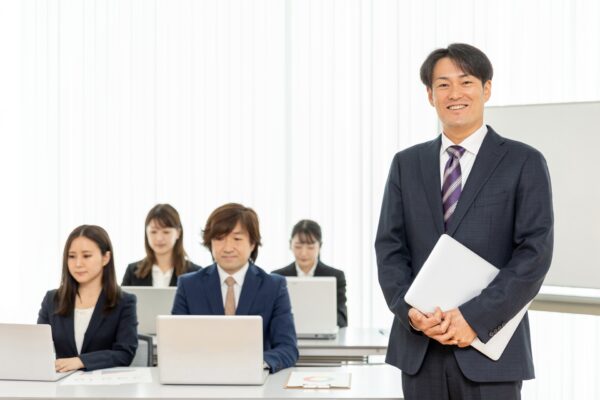 葬儀社の人材研修の種類と必要な準備は？優れた人材で他社との差別化を図ろう